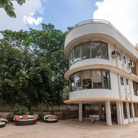 The Boulevard by Stayvista: City-Center Villa with Pool and Spa-3