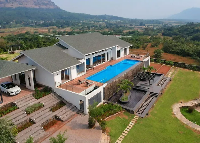 Stayvista's Villa 107: Mountain-View Luxury with Infinity Pool Lonavala